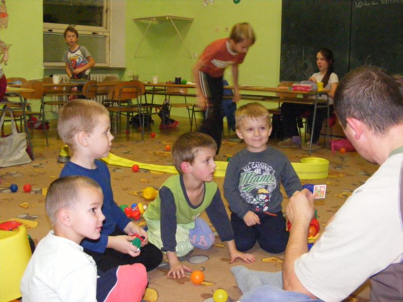 2012_11_13_Kroužek_malých_Hasičů_SDH_Mořice 014