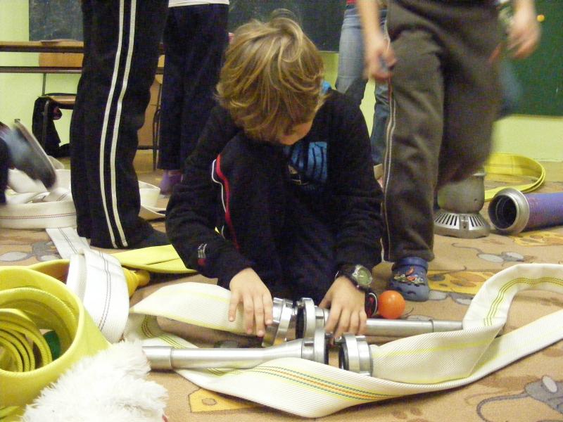 2012_11_13_Kroužek_malých_Hasičů_SDH_Mořice 019